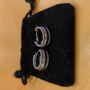 silver hoop earrings.